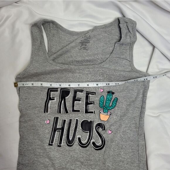 #HANGRY black oversized graphic tee and Free Hugs cactus tank top L - Picture 9 of 10